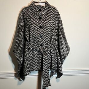 Choa Collection Black and Grey Chevron Women's Sweater Cape